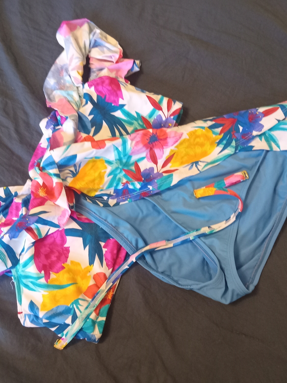 Floral Off-Shoulder Bikini Set in Blue and Multi - Picture 13 of 13